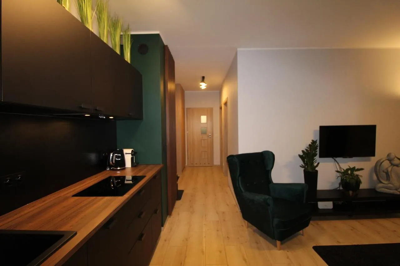 New Apartment Mona Warsaw Green