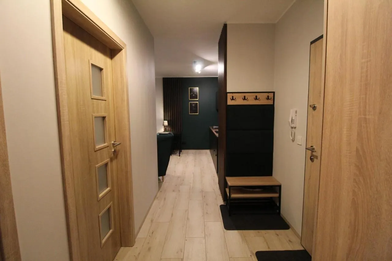 New Apartment Mona Warsaw Green