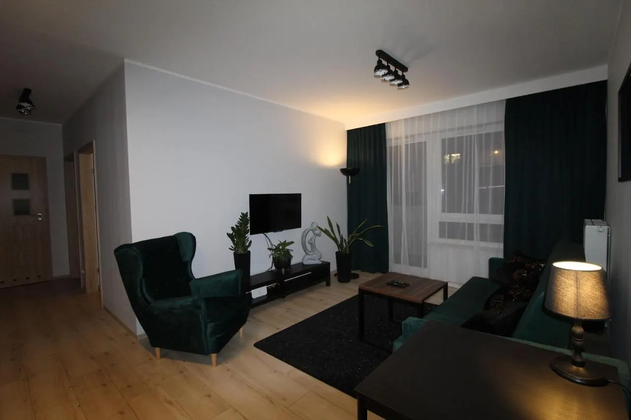 New Apartment Mona Warsaw Green