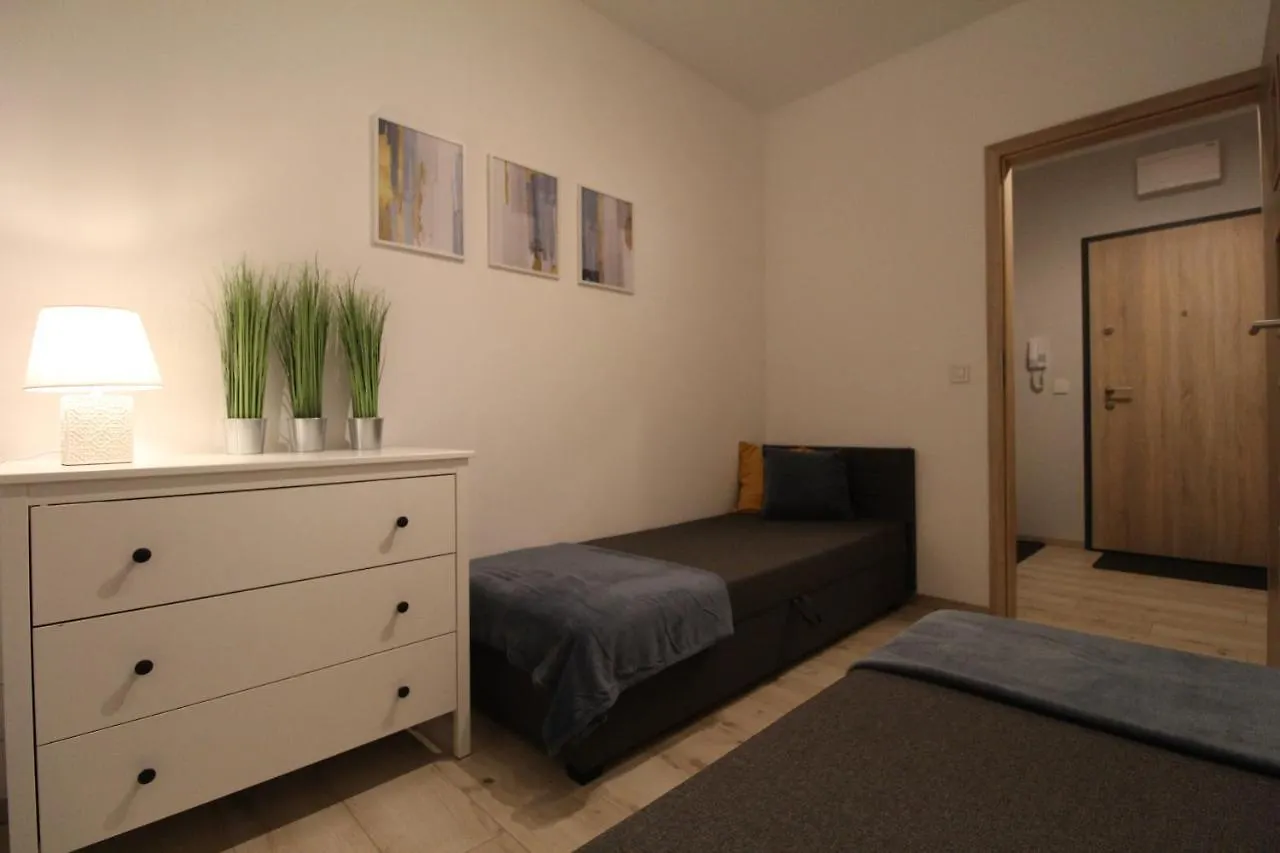 New Apartment Mona Warsaw Green 0*,  Polska