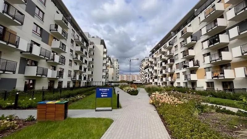 New Apartment Mona Warsaw Green